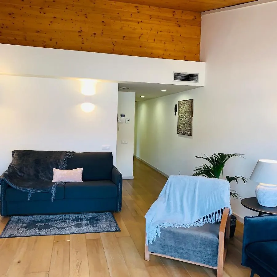 Apg Carrer Nou Atic Apartment Girona Spain