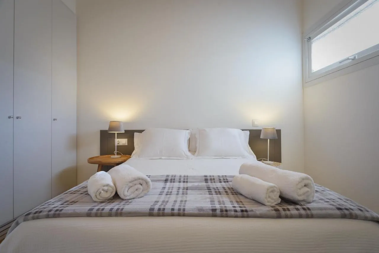 Apg Carrer Nou Atic Apartment Girona Spain